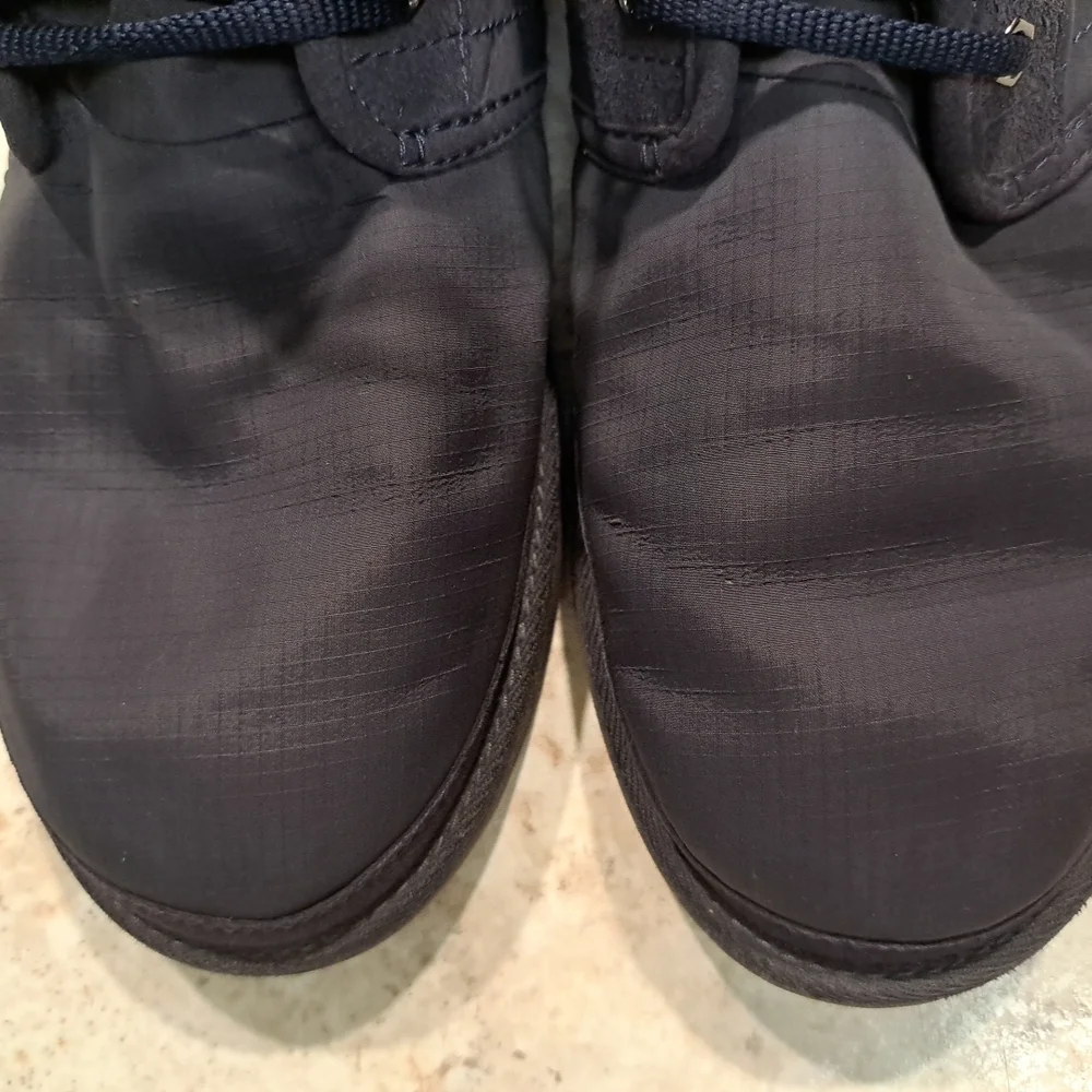 UGG Neumel Canvas Size 10 Dark Navy Chukka Style EUC